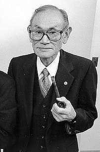 Fred Korematsu took the government to court for wrongly imprisoning the Japanese during World War II. This is a photograh when he was older and continued the fight.