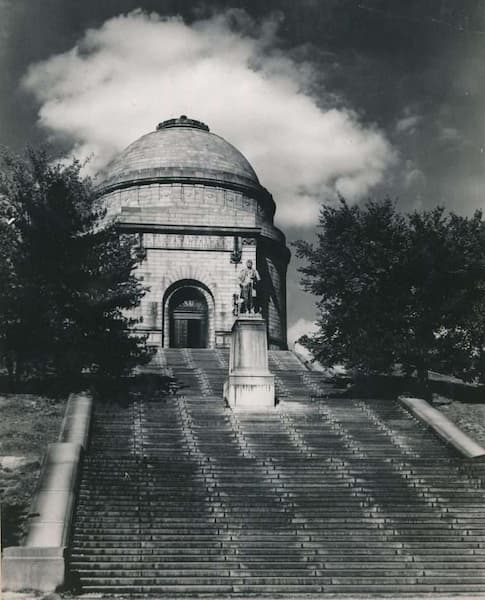This photo is of the McKinley Memorial in Canton. Itis a domed building at the top of a very high but gracious staircase.