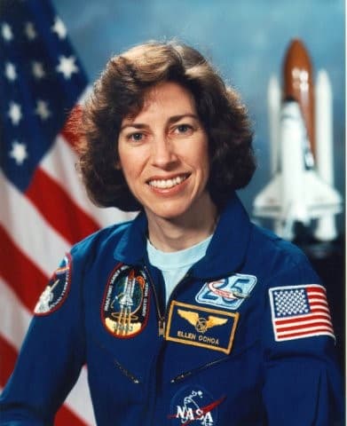 A color photo of Ellen Ochoa in her military uniform.