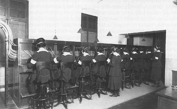 WWI women operators